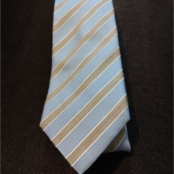 Hugo boss tie - Picture 4 of 5